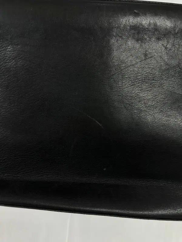 [OS] FERRAGAMO 페라가모 빈티지 레더숄더백 AU-21 8240 4