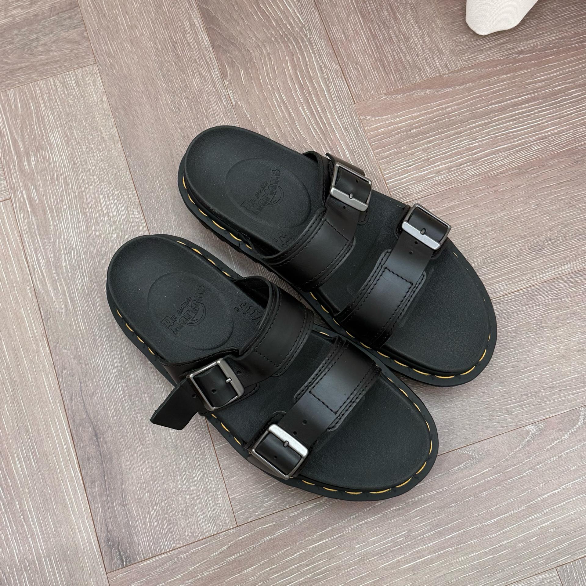 닥터마틴 마일즈 샌들 (Dr. Martens Myles) 블랙 240 4
