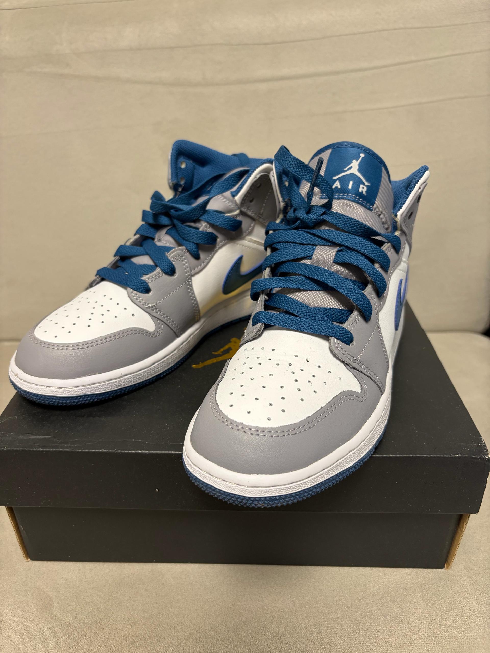 나이키 Jordan 1 Mid Cement Grey True Blue (GS)