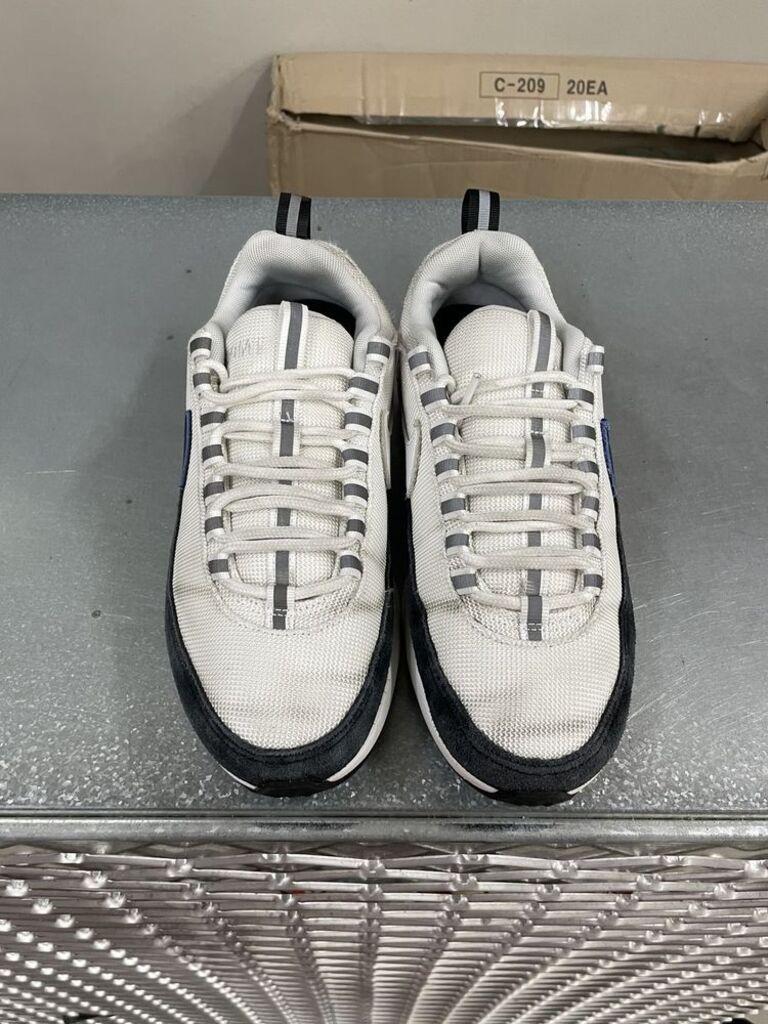 나이키 x 프라그먼트 스피리돈 화이트 240 6
