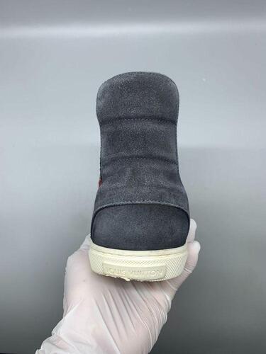Louis Vuitton(루이비통) Leather high trainers 7 6