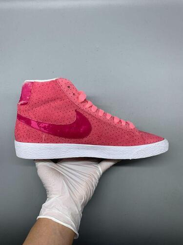 NIKE BLAZER PINK 250mm 7