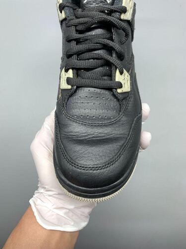 Jordan 4 Retro Oreo 2015 235mm 9