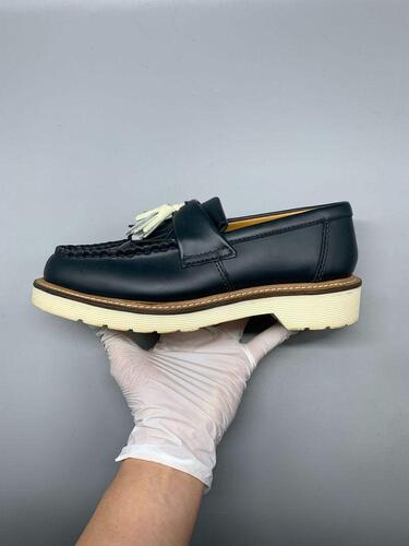 DR.MARTENS BARRETT UK4(230) 3