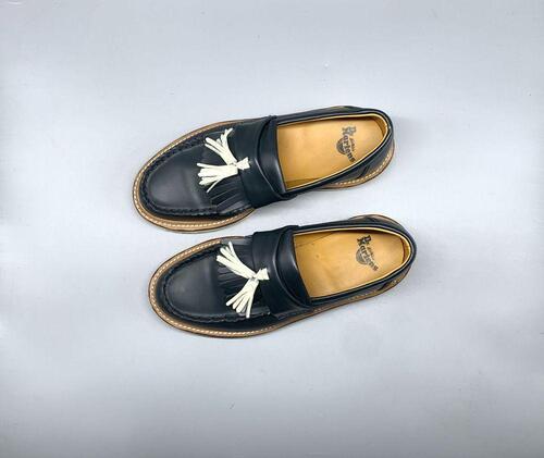 DR.MARTENS BARRETT UK4(230) 2