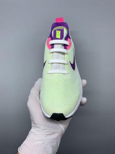 Nike Air Zoom Arcadia 2 225mm 10