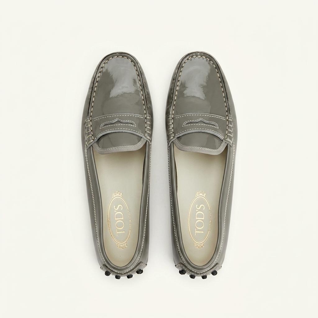 TOD'S 에나멜 플랫 슈즈 36(230) (gr-3044) 1