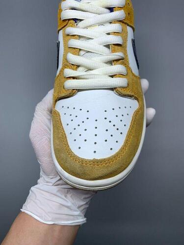 Nike SB Dunk Low Laser Orange 240mm 9