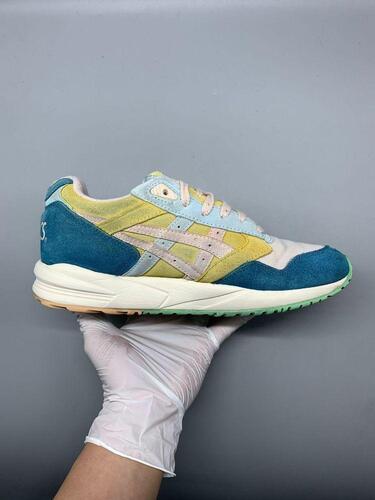 Lily Brown x ASICS Gel Saga 240mm 7