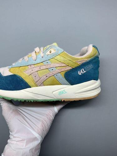 Lily Brown x ASICS Gel Saga 240mm 5