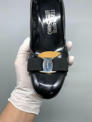 SALVATORE FERRAGAMO Pump Shoe 7(250) 9