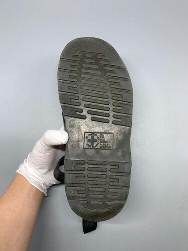DR.Martens 그리폰 UK6(250) 11