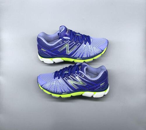 New Balance 890 v5 240mm 2