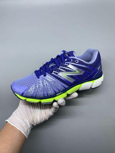 New Balance 890 v5 240mm 10