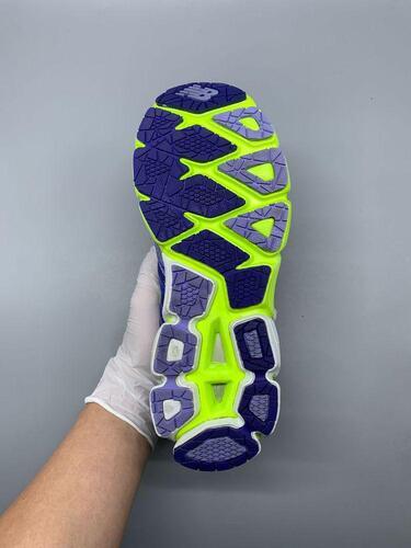 New Balance 890 v5 240mm 11