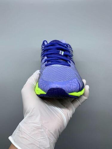 New Balance 890 v5 240mm 8