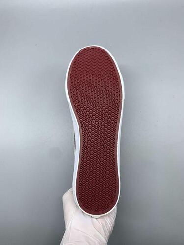 반스 Sk8-Hi Slim Cutout 240mm 11