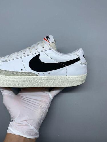 Nike Blazer Low '77 250mm 5