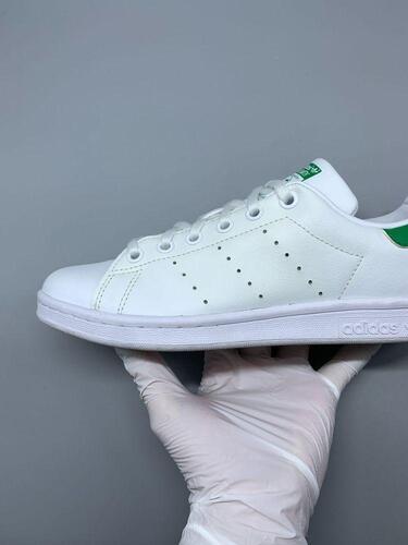 ADIDAS STAN SMITH 235mm 4