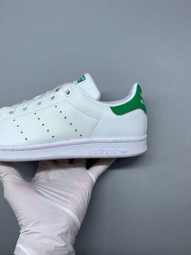 ADIDAS STAN SMITH 235mm 5