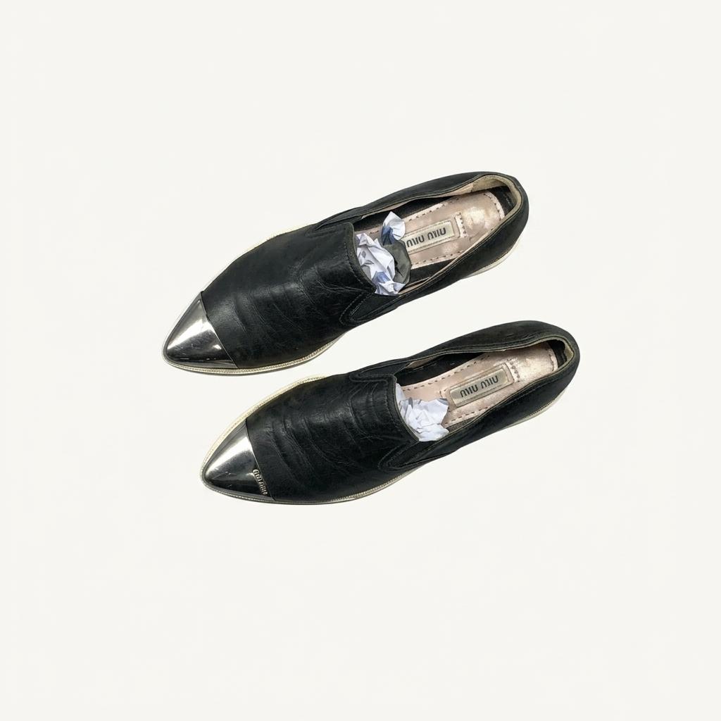 Miu Miu Black Leather Slip On 36(230)(GR-1163) 1