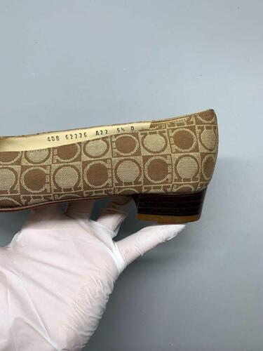 Salvatore Ferragamo Buckle Casual Flats 5.5(235-24 5