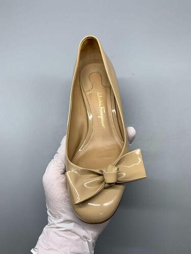 Salvatore Ferragamo Patent Leather 4D(230) 9