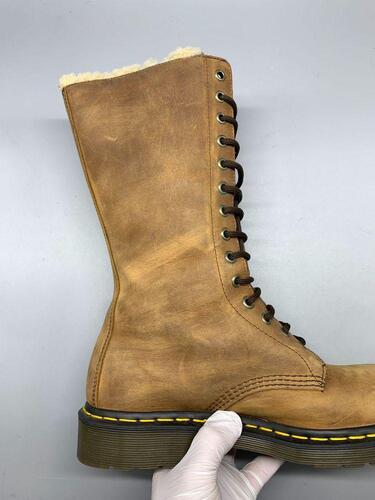 DR MARTENS 1B71 UK5(240) 10