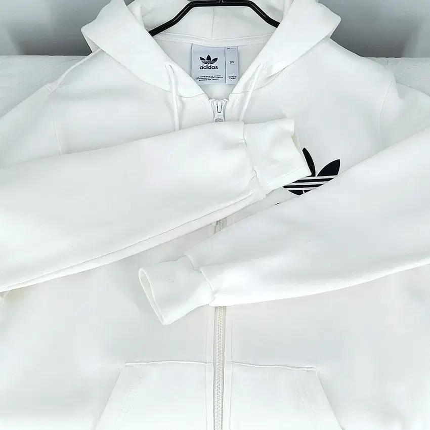 아디다스 여성 춘추 BODEGA후드집업 미색85 (HU43415) 4