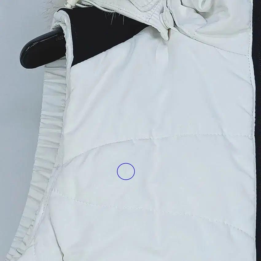 제이디엑스 여성 폭스후드 도톰 경량패딩조끼 화이트 (HU41337) 7
