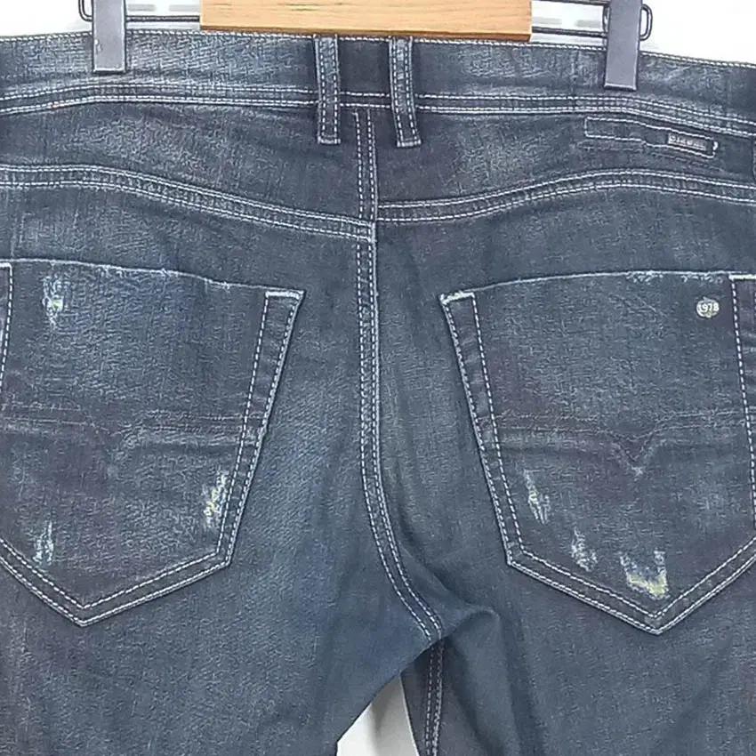 디젤 남성 약스판 TEPPHAR 슬림 데님팬츠 진청 (HU41227) 4