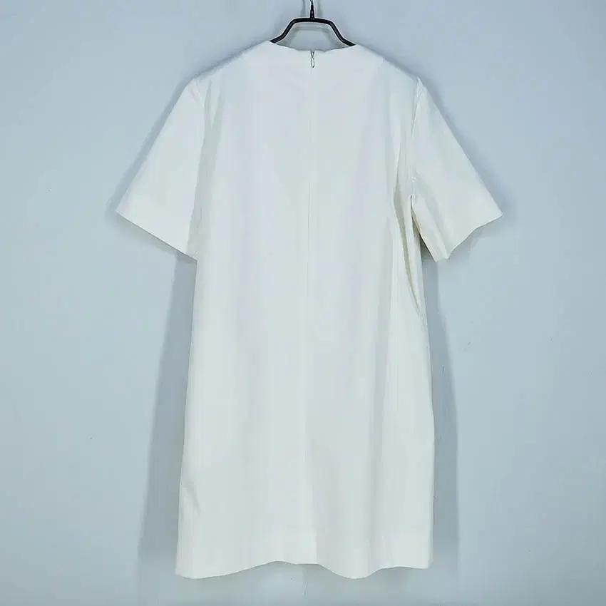 UNTIE 여성 일자핏 춘하 약스판 미니원피스 아이보리 (HU39722) 3
