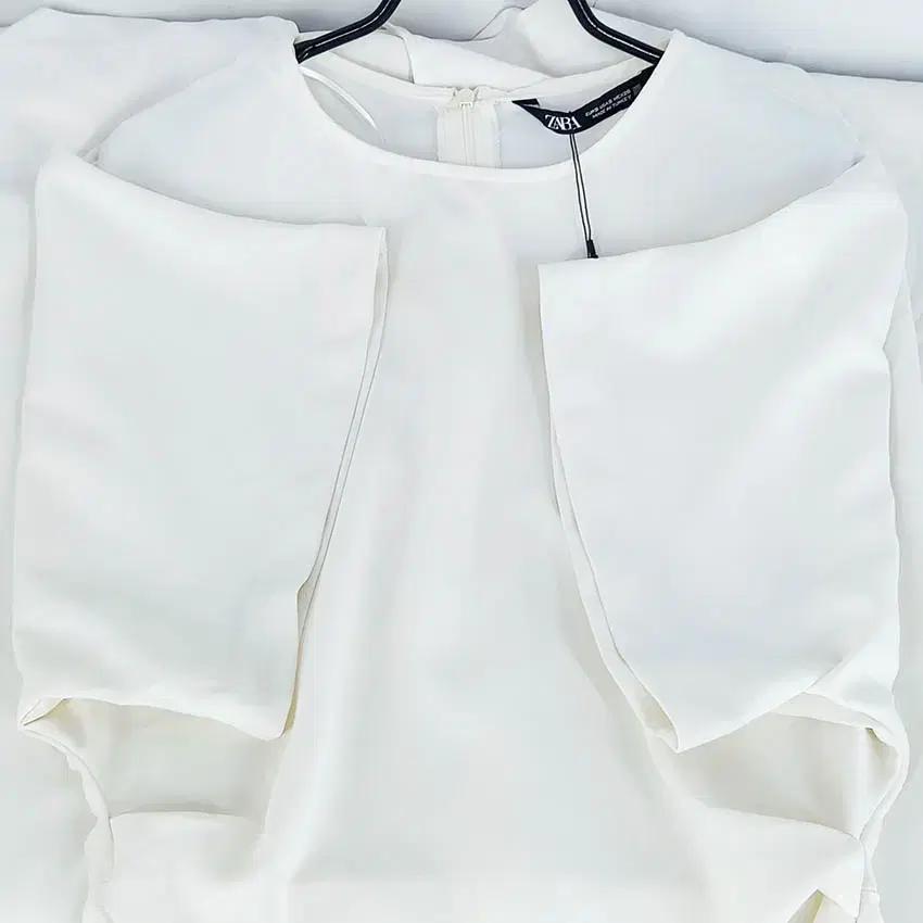 자라 셔링 세미가오리 허리슬림 롱원피스 아이보리 (HU38955) 4