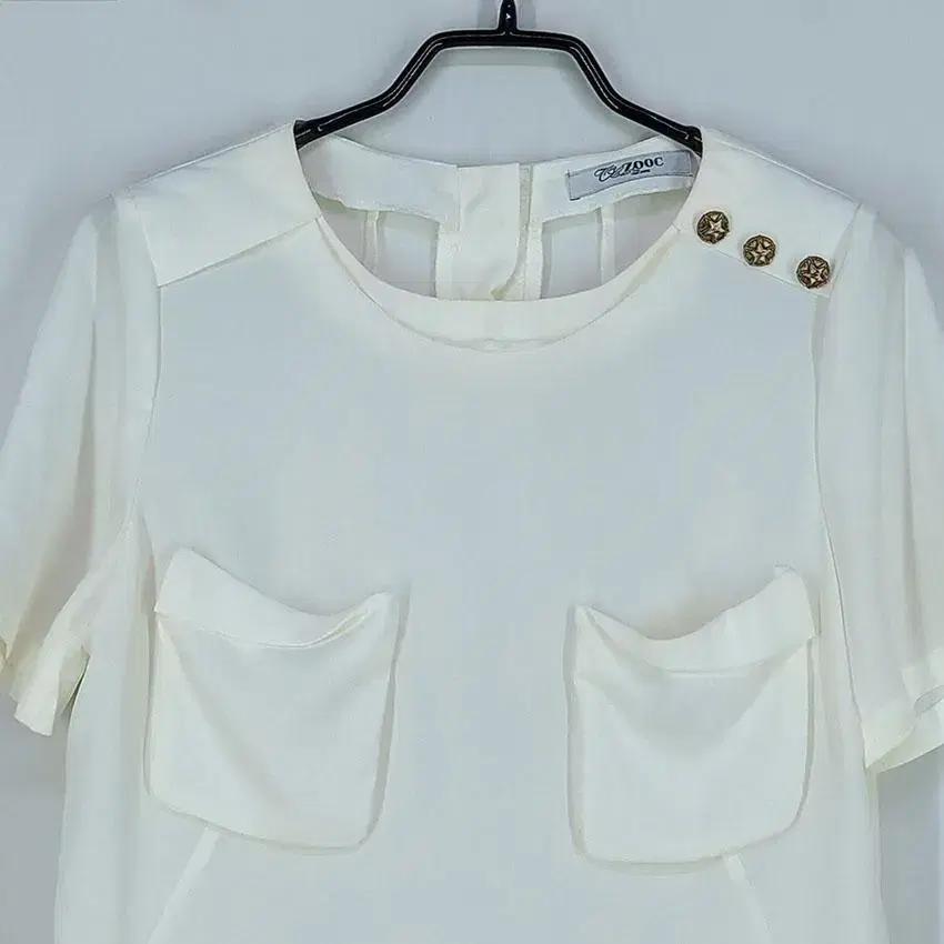 주크 여 버튼데코 쉬폰 반팔블라우스 아이보리55 (HU23626) 4