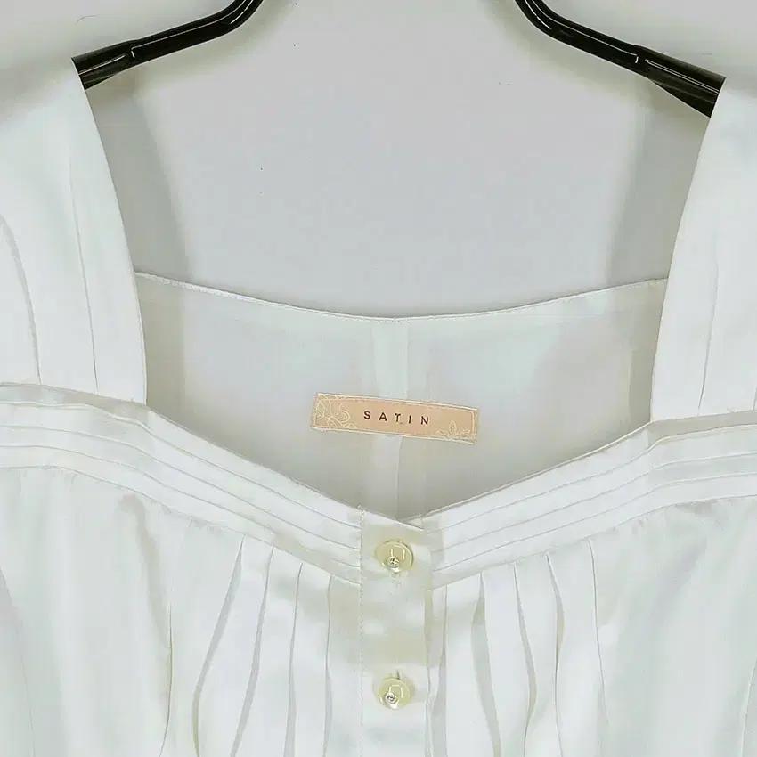 샤틴 여성 글로시 뷔스티에 블라우스 아이보리 (HU30961) 7