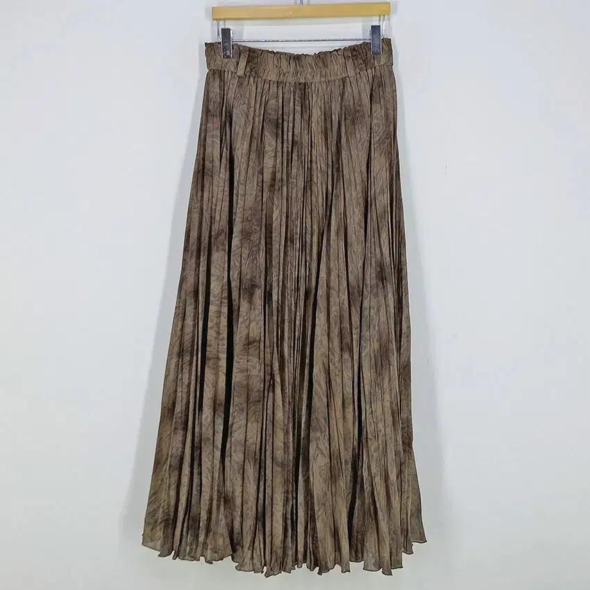 COOLS VILLE 춘하 폴리 밴딩 롱스커트 브라운 (HU38220) 3