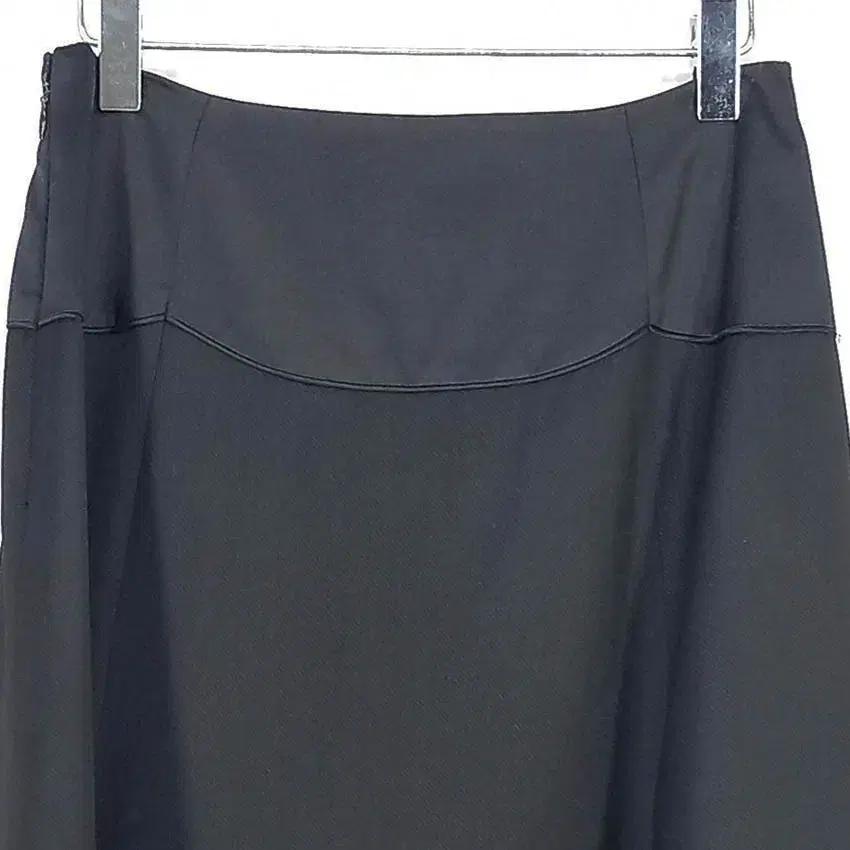 샤틴 여성 춘추 플레어 미디스커트 블랙 (HU37825) 4