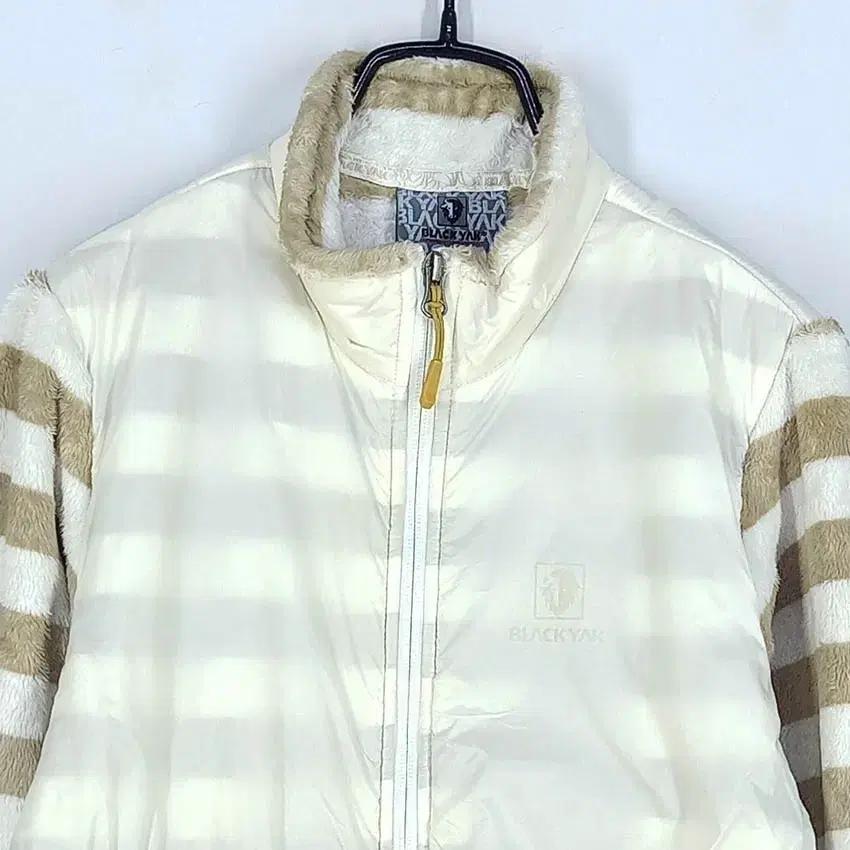블랙야크 여성 보아털 포인트자켓 크림 (HU35017) 4