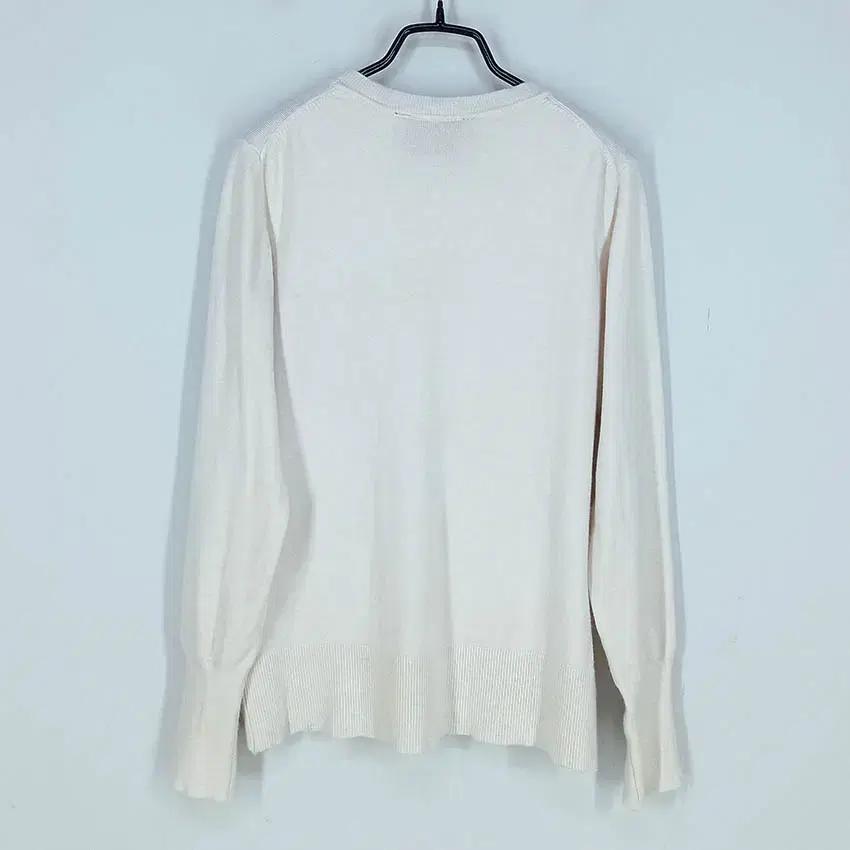 칼라거펠트 여성 포켓프린팅 니트긴팔티 베이지 (HU34505) 3