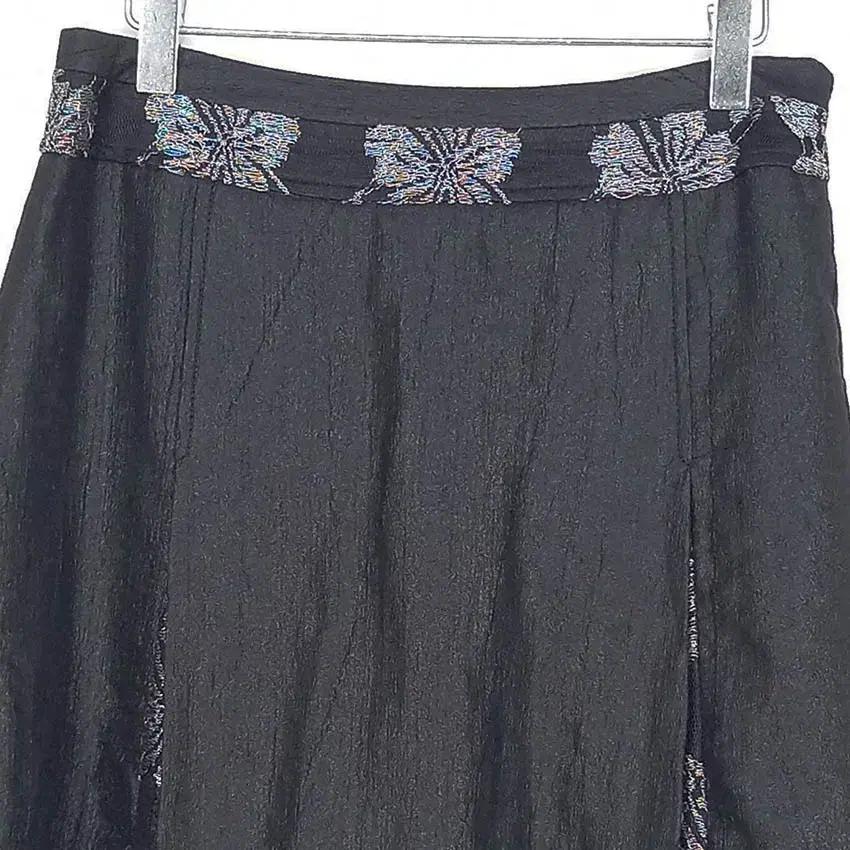 데무 여성 나일론혼방 은사꽃 롱스커트 블랙 (HU34092) 4