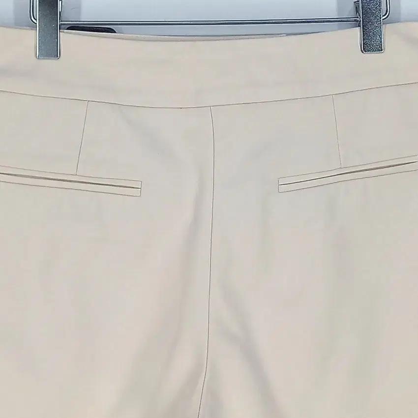 엠엔지 여성 허리벨트 미니팬츠 베이지 (HU33243) 6