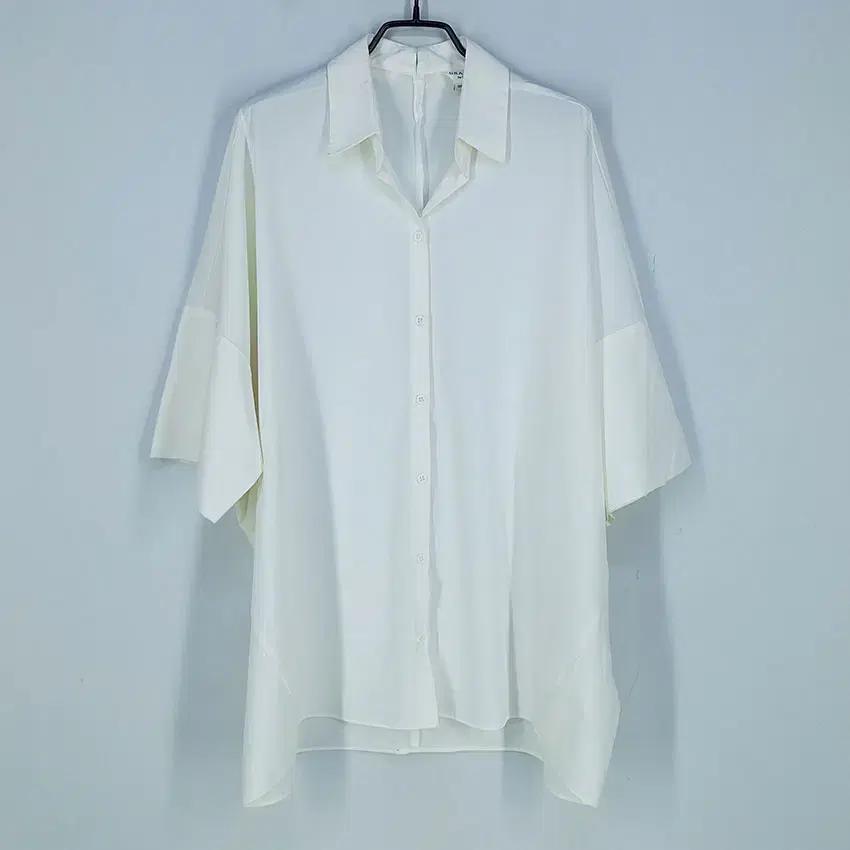 GRANGE 여성 루즈핏 블라우스 크림88 (HU33218) 2