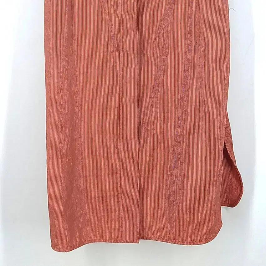 JJ.RO  여 스트라이프 뒷밴딩 반버튼 미디원피스 브릭 (HU32583 5
