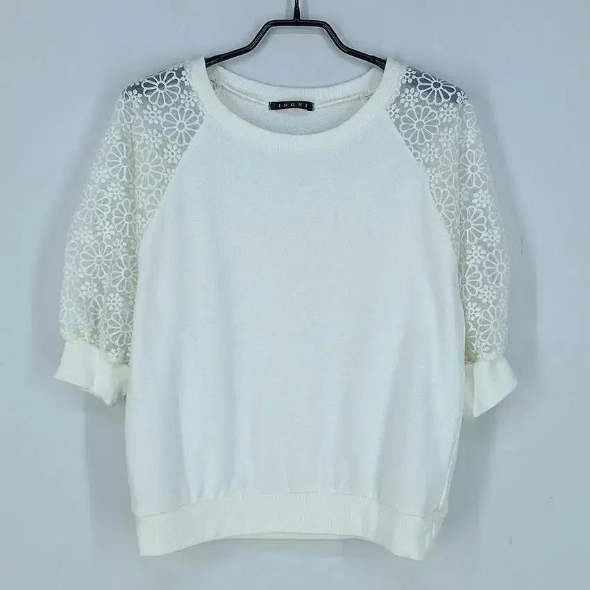 INGNI 여 폴리혼방 5부소매시스루 라운드티 연크림F (HU24010) 2