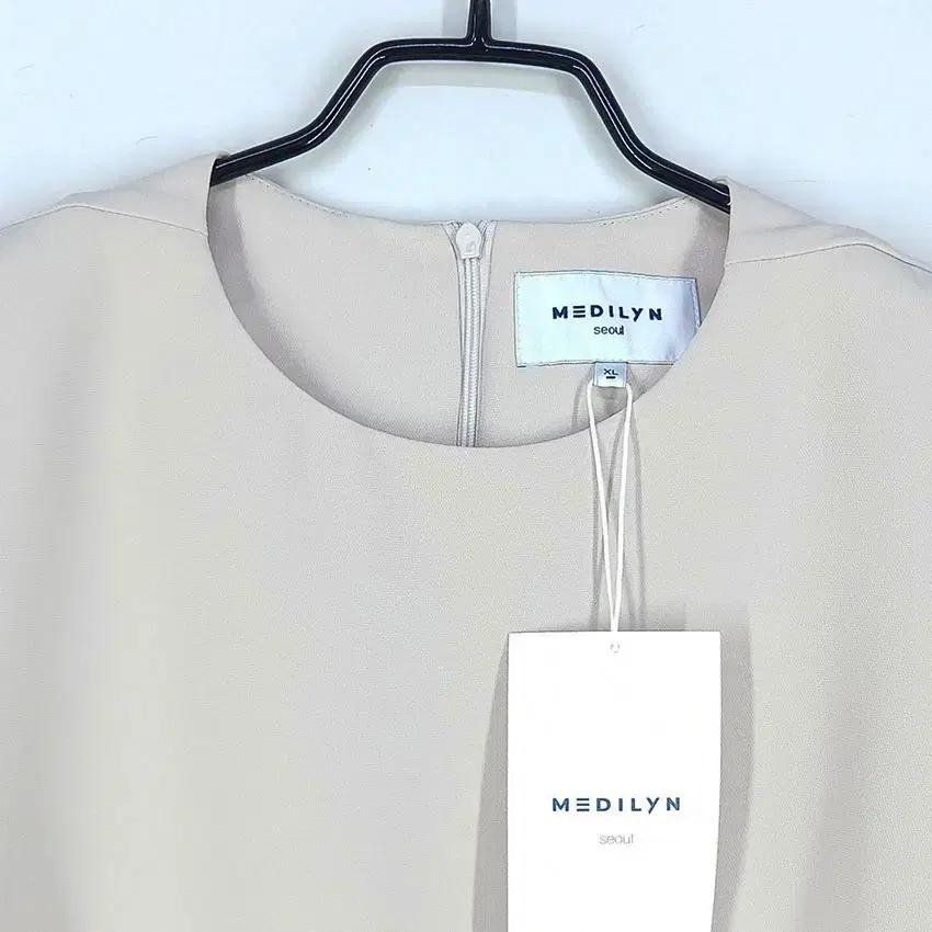 메디린 여성 배색 반팔블라우스 베이지 (HU31509) 7