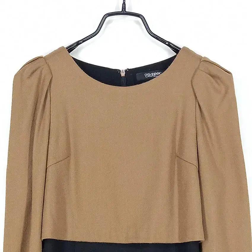 주크 여 퍼프 미니원피스 블랙 브라운 (HU29325) 4
