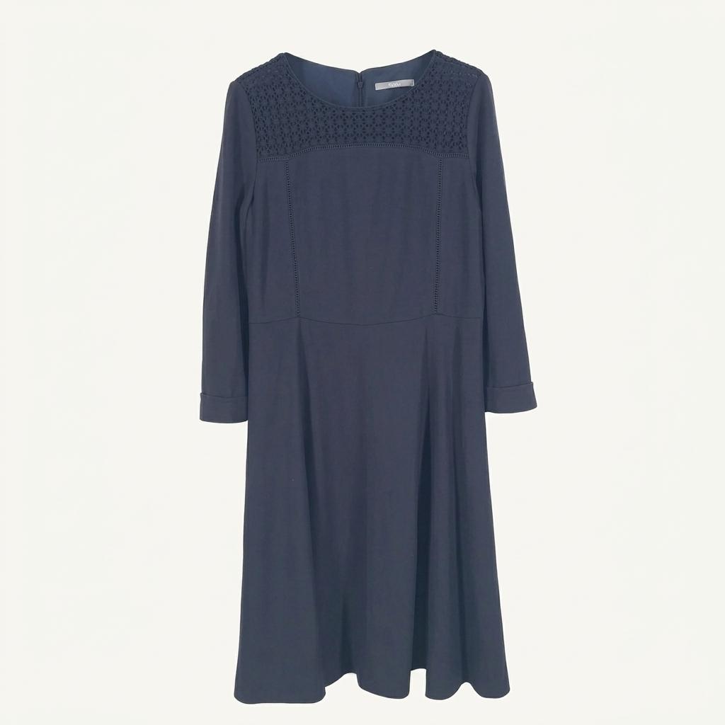 비씨비지 여 상단펀칭 A라인 긴팔원피스 네이비 (HU29078) 1