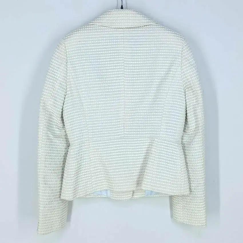아이잗바바 여 엠보 브로치 견혼방 자켓 아이보리 (HU28681) 3