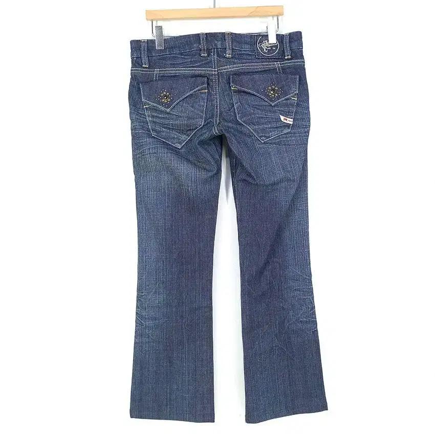 파라수코 여 징장식 부츠컷 골반 데님팬츠 진청 (HU26730) 3