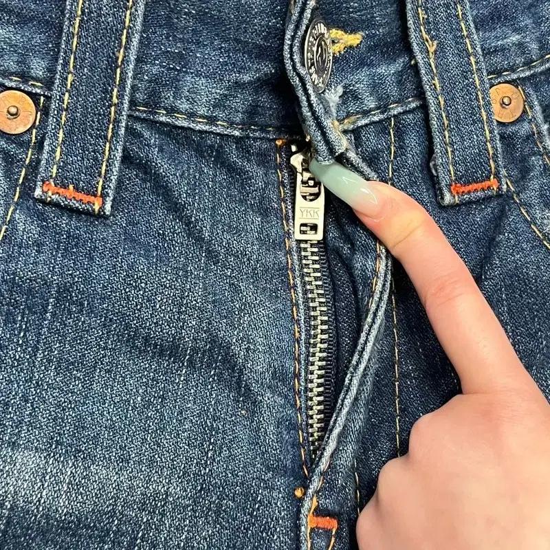 TRUE RELIGION  부츠컷 데님 청바지 5
